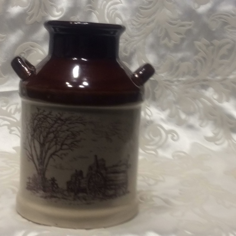 Vintage 1980 Enesco Sky & Plains Utensil Holder